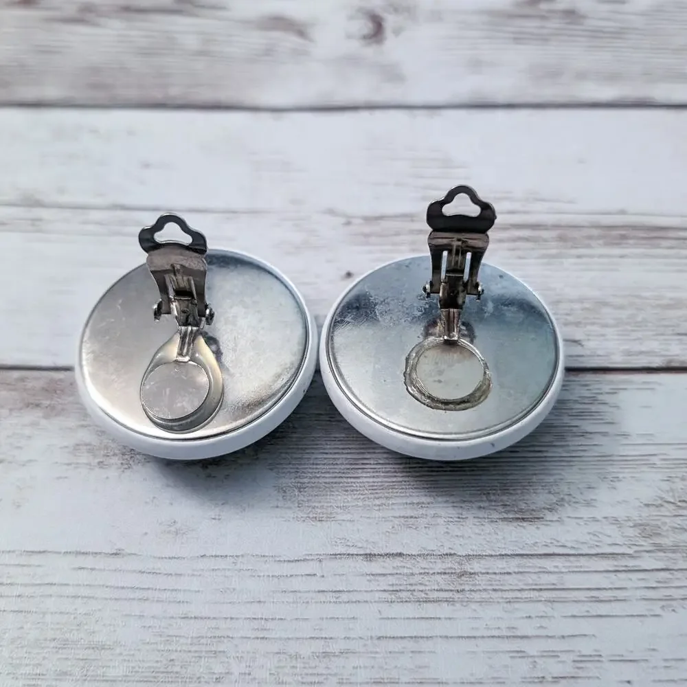 Vintage clip earrings